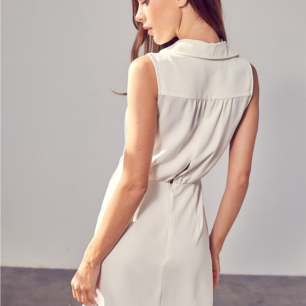 Collared Side Button Dress - Picture 3 of 3